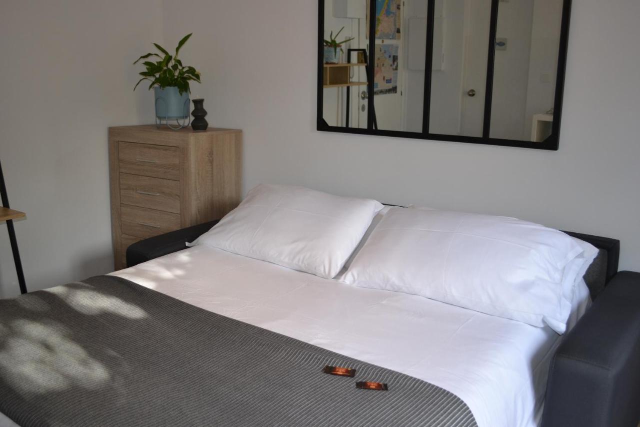 Face A La Terrasse-garage-wifi-draps Et Serviettes Hendaye